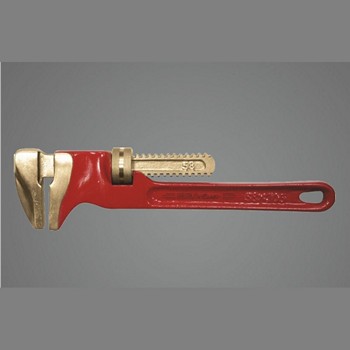 13d Spud pipe wrench 350